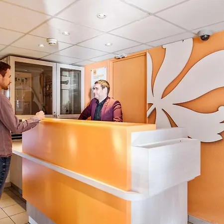 Premiere Classe Montelimar Nord - A7 Sortie 17 Hotel