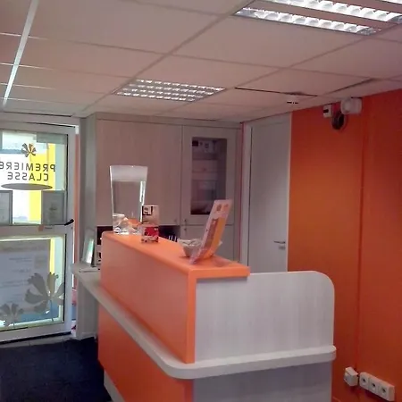 Premiere Classe Montelimar Nord - A7 Sortie 17 Hotel *