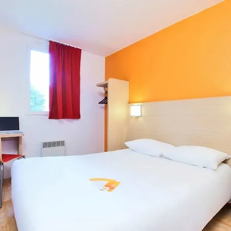 Hotel Premiere Classe Montelimar Nord - A7 Sortie 17 *