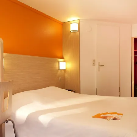 Premiere Classe Montelimar Nord - A7 Sortie 17 Hotel
